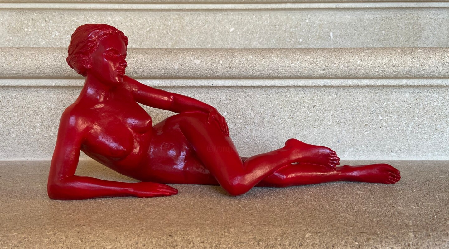 Sculpture titled "Domitia" by Marie Saksik, Original Artwork, Terra cotta