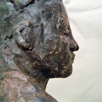 Sculpture intitulée "Assise, gros plan" par Véronique Soitel, Œuvre d'art originale, Terre cuite