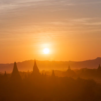 Photographie intitulée "Coucher de soleil s…" par Olivier Philippot, Œuvre d'art originale