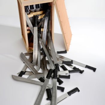 Sculpture titled "Certifcat d'usage f…" by Toma, Original Artwork, Wood