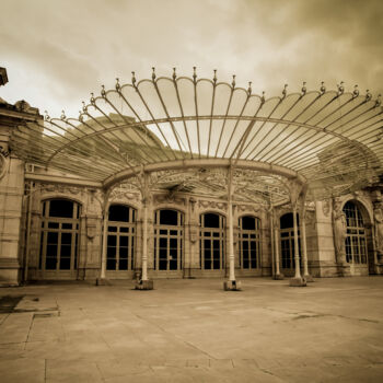 Photography titled "opera-vichy" by Pascal Pierre, Original Artwork