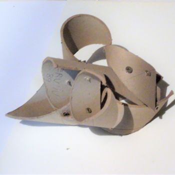 Sculptuur getiteld "Sculpture abstraite…" door Servin, Origineel Kunstwerk, Karton