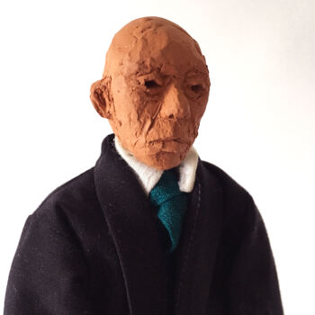 Sculpture titled "Performer 52" by Fleur Elise Noble, Original Artwork, Terra cotta