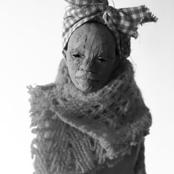 Sculpture titled "Performer 76" by Fleur Elise Noble, Original Artwork, Terra cotta