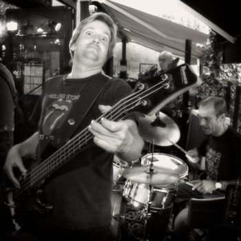 "Victor à la guitare…" başlıklı Fotoğraf Michel Akli tarafından, Orijinal sanat, Dijital Fotoğrafçılık