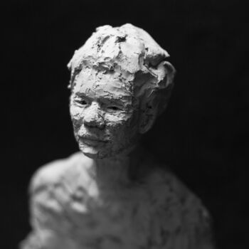 Skulptur mit dem Titel "Clay Face 23" von Fleur Elise Noble, Original-Kunstwerk, Terra cotta
