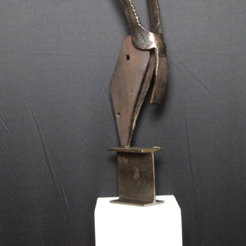 Sculpture titled "trophée des Alpes" by Claude Germain, Original Artwork, Metals