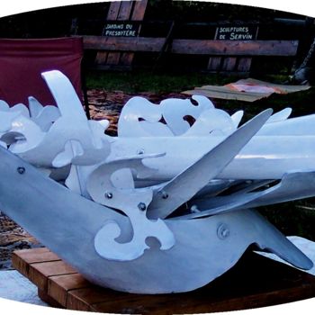 Sculptuur getiteld "LA CORBEILLE DE MAR…" door Servin, Origineel Kunstwerk, Plastic