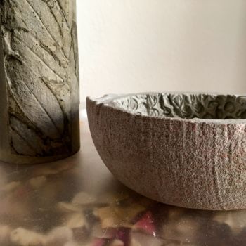 Escultura intitulada "." por Christine Membrez, Obras de arte originais, Concreto