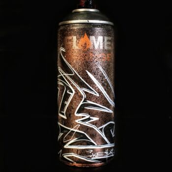 Sculpture titled "KESA FLAMA" by Kesa Graffiti, Original Artwork, Acrylic