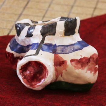 Skulptur mit dem Titel "vertèbre 3" von Baptiste Vanweydeveldt, Original-Kunstwerk, Keramik
