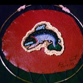 Sculpture titled "Beaded bass, on str…" by Broken Vulture Art, Original Artwork, Mixed Media