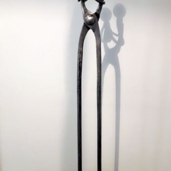 Sculpture intitulée "LE REGARD DE L'AMOU…" par Gerard Lami, Œuvre d'art originale, Métaux