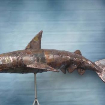 Sculpture intitulée "Shark" par Issro, Œuvre d'art originale, Métaux