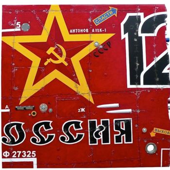 Sculpture titled "RED SOVIET" by Jerome Chauvin (JICE), Original Artwork, Oil