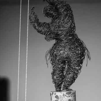 Sculpture titled "Dancer (52x27x19 3.…" by Karen Axikyan, Original Artwork, Concrete