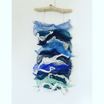 Sculpture intitulée "Vagues Murmures" par Koki, Œuvre d'art originale, Tissu