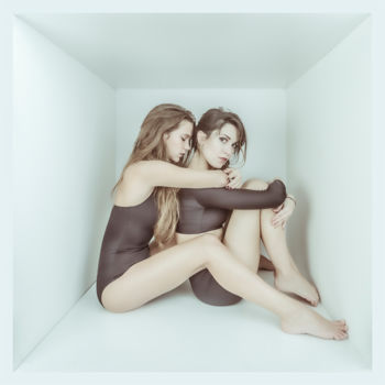 Fotografía titulada "Magnetism" por Idan Wizen, Obra de arte original, Fotografía digital