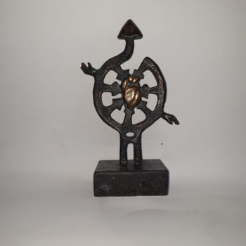 Sculpture titled "Uno cum corde" by Bulent Savkin, Original Artwork, Bronze