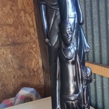 Γλυπτική με τίτλο "Ebony maasai couple…" από Obed Omwange, Αυθεντικά έργα τέχνης, Ξύλο
