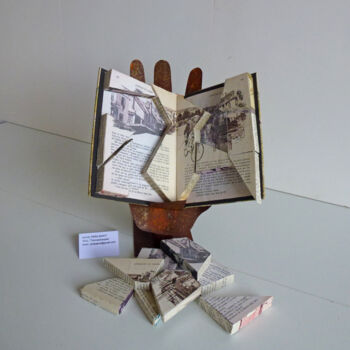 Sculpture titled "Rompecabezas puzzle" by Pere Marti, Original Artwork, Paper