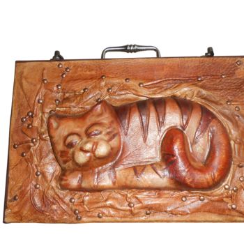 Rzeźba zatytułowany „CAT PAINTING ART, L…” autorstwa Senem Öcal, Oryginalna praca, Skóra