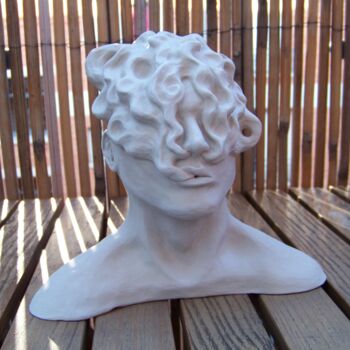 Sculpture titled "buste de l'aveugle" by Nina Seror, Original Artwork, Clay