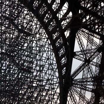Photographie intitulée "EIFFEL Tower 6/6" par Jacques Jégo, Œuvre d'art originale, Photographie non manipulée