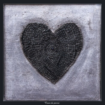 Sculpture titled "Coeur de Pierre" by Fabienne Le Pajolec, Original Artwork, Mosaic Mounted on Wood Panel