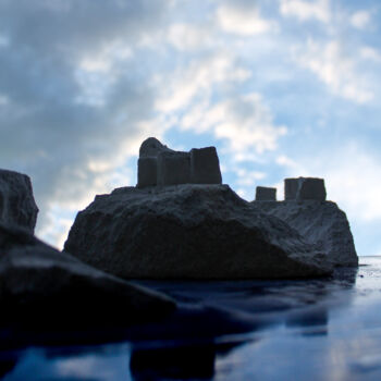 Photography titled "Au large des îles a…" by Gaspard De Gouges, Original Artwork, Digital Photography