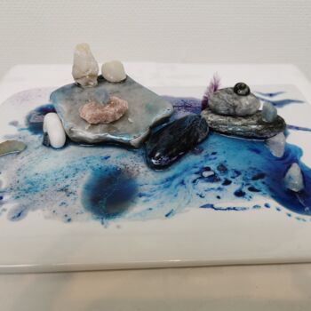 제목이 "Mon monde en eau"인 조형물 Steffy로, 원작, 수지