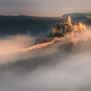 Photographie intitulée "Foggy history" par Marek Kopnicky, Œuvre d'art originale, Photographie numérique
