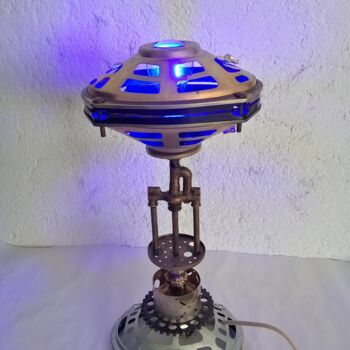 「OVNI」というタイトルのデザイン Calavera Estudio Dgo Mxによって, オリジナルのアートワーク, 金属