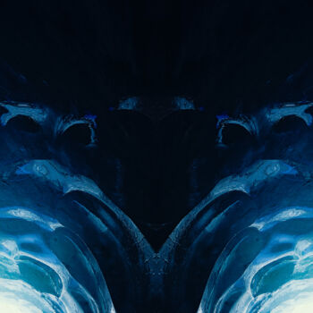 Photography titled "Immortal blue #3" by Elena Raceala, Original Artwork, Digital Photography