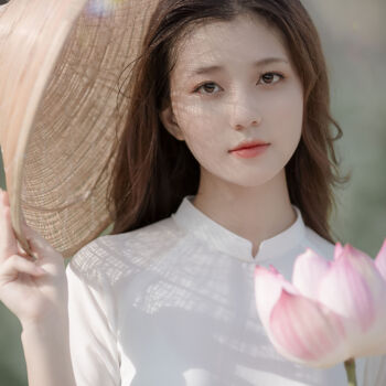 제목이 "There is nothing in…"인 사진 Quang Dang로, 원작, 아날로그 사진
