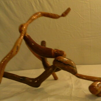 Scultura intitolato "Erotic African Wood…" da Ateplus, Opera d'arte originale, Legno