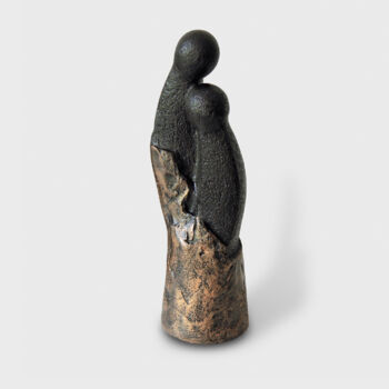 Sculpture titled "Le refuge" by Catherine Fouvry Leblois (Catef), Original Artwork, Clay