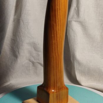 Skulptur mit dem Titel "Horn" von Andrei Latyshev, Original-Kunstwerk, Holz