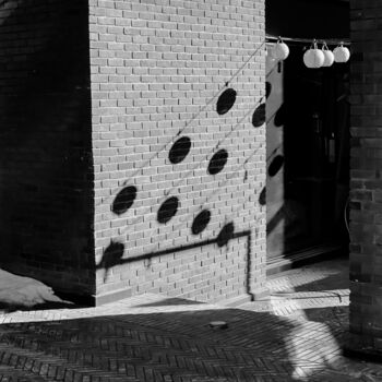 Fotografie getiteld "King West, Toronto" door Yc Captures, Origineel Kunstwerk, Film fotografie