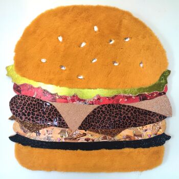 Arte tessile intitolato "LUXURY BURGER" da Alina Zvyagintceva (EGO.ART.ZET), Opera d'arte originale, Tessuto Montato su Pann…