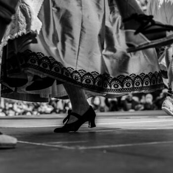 Photographie intitulée "Danse !" par Cassandre Murail, Œuvre d'art originale, Photographie numérique