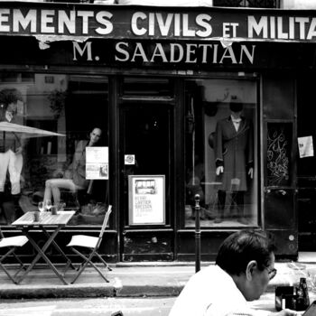 摄影 标题为“Paris-Vetements Civ…” 由Jo Tuck, 原创艺术品, 电影摄影