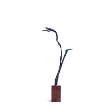 Sculpture titled "Comme une fleur 7" by Yeaji Park, Original Artwork, Metals