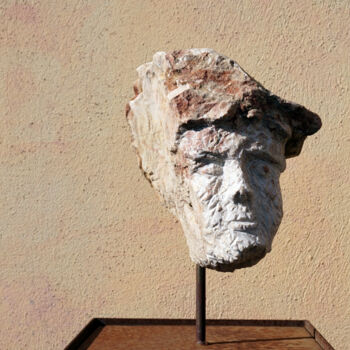 제목이 "Wächterkopf o.T."인 조형물 Matthias Trott로, 원작, 돌