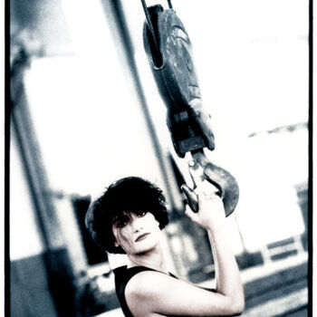 Photography titled "Hanging" by Andy Ridder, Original Artwork, Manipulated Photography