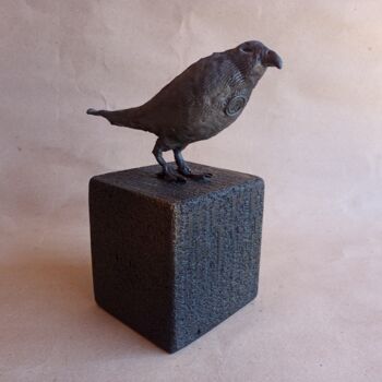Rzeźba zatytułowany „The Raven Sculpture…” autorstwa Cister Silva, Oryginalna praca, Glina