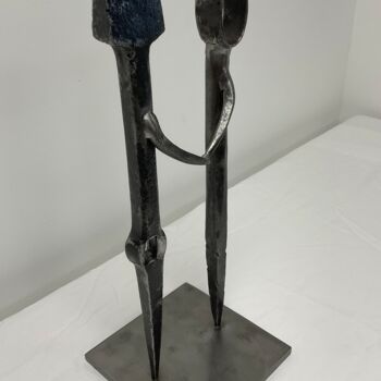 Sculpture titled "Nouveau départ" by Marie Le Metour, Original Artwork, Metals