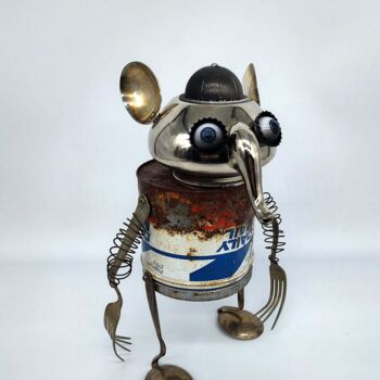 제목이 "Dumbo bot* union ar…"인 조형물 Branimir Misic로, 원작, 금속