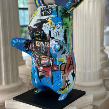 Sculpture intitulée "Pikachu in the Colo…" par Dervis Yusuf Akdemir, Œuvre d'art originale, Résine