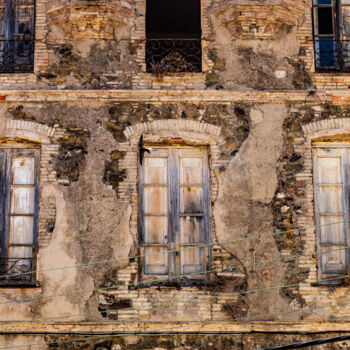 Photographie intitulée "Le mur habité" par Cassandre Murail, Œuvre d'art originale, Photographie numérique